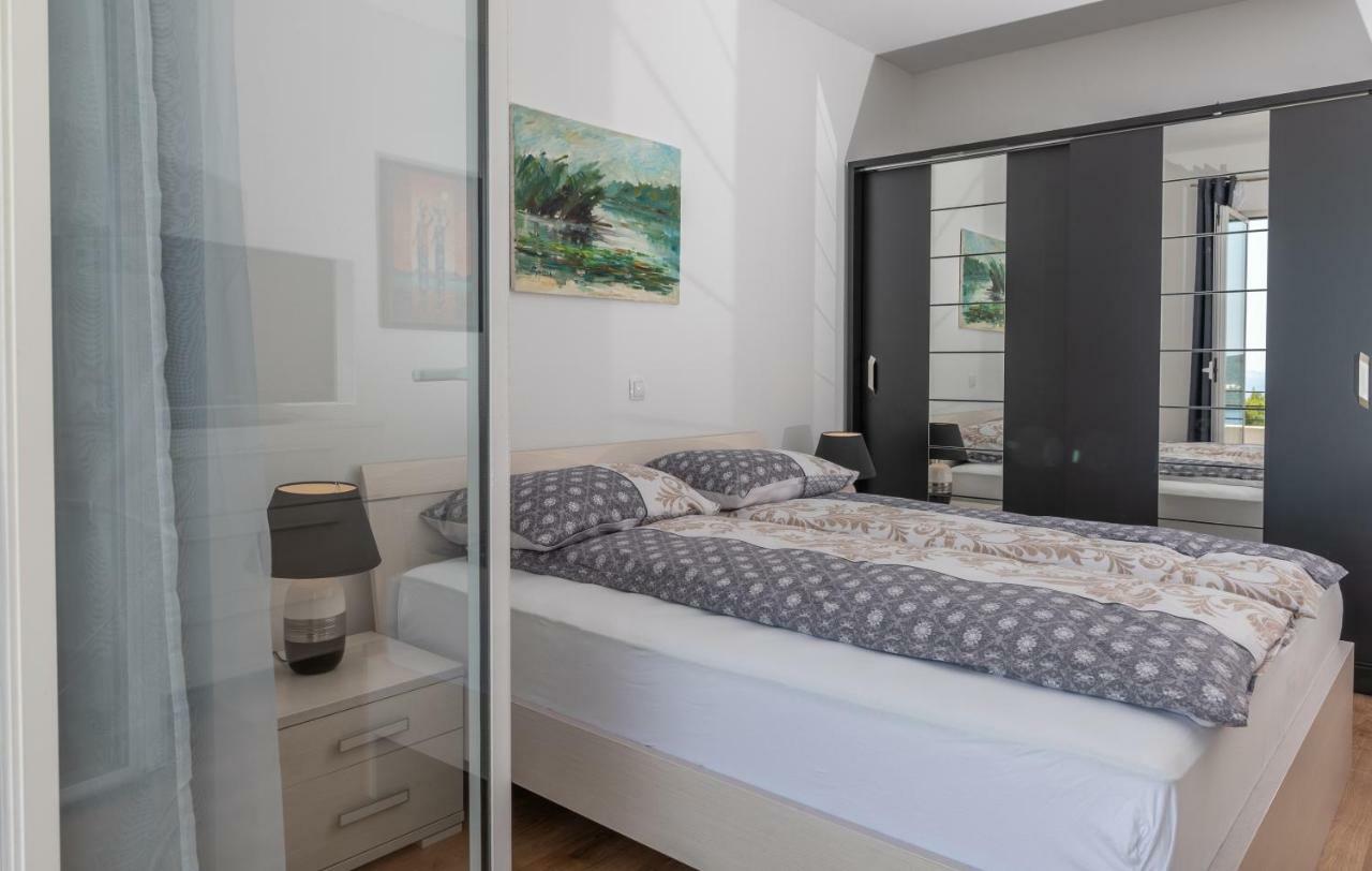 Villa Confido Luxury Apartment 01 돈지세케트 외부 사진