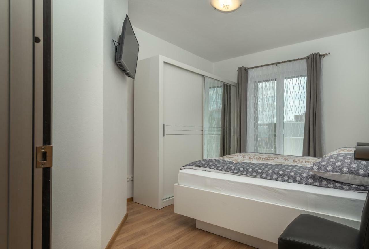 Villa Confido Luxury Apartment 01 돈지세케트 외부 사진